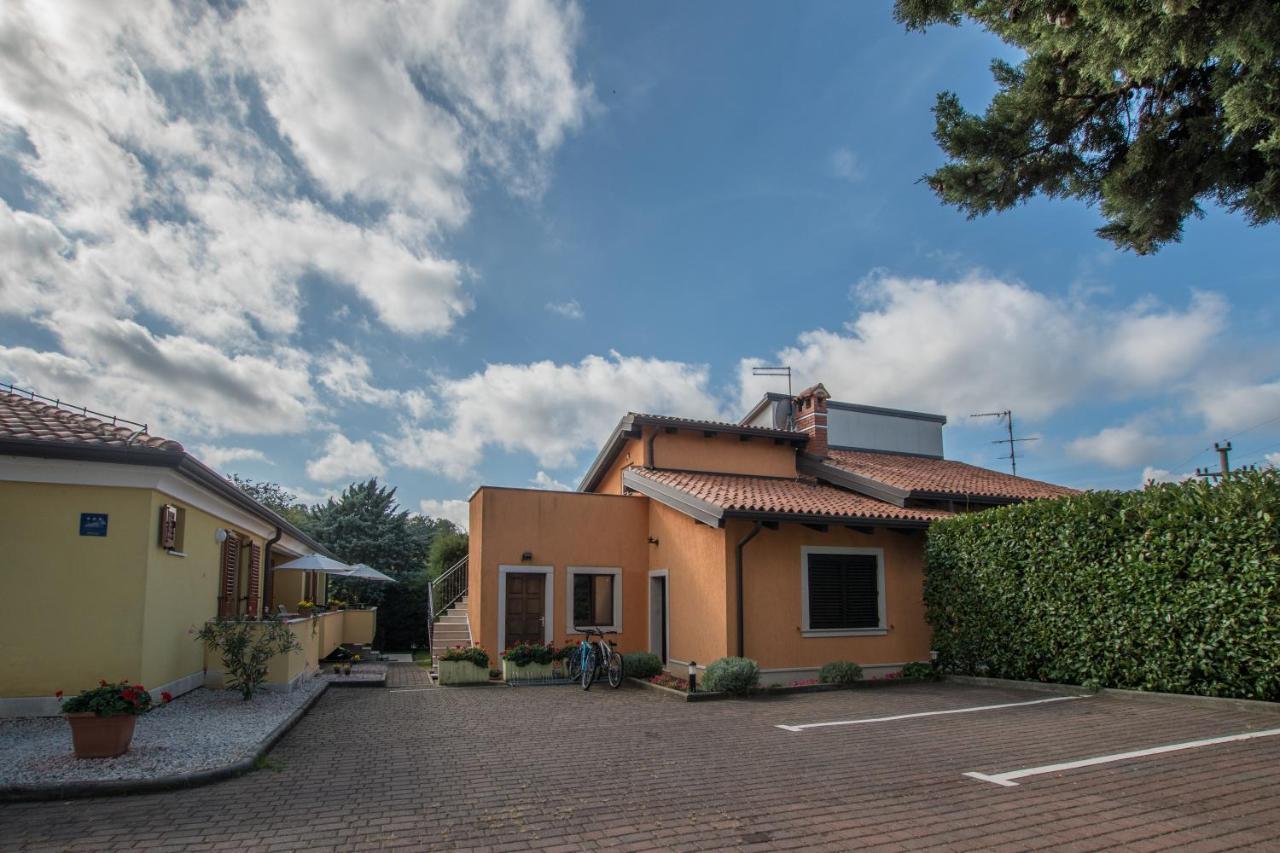 Apartments Viler Buje Exterior photo